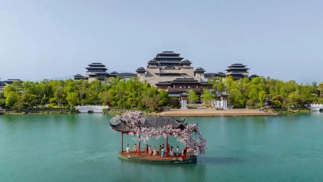 五一打卡漢中興漢勝境，穿越千年時光，沉浸式感受大漢文化。