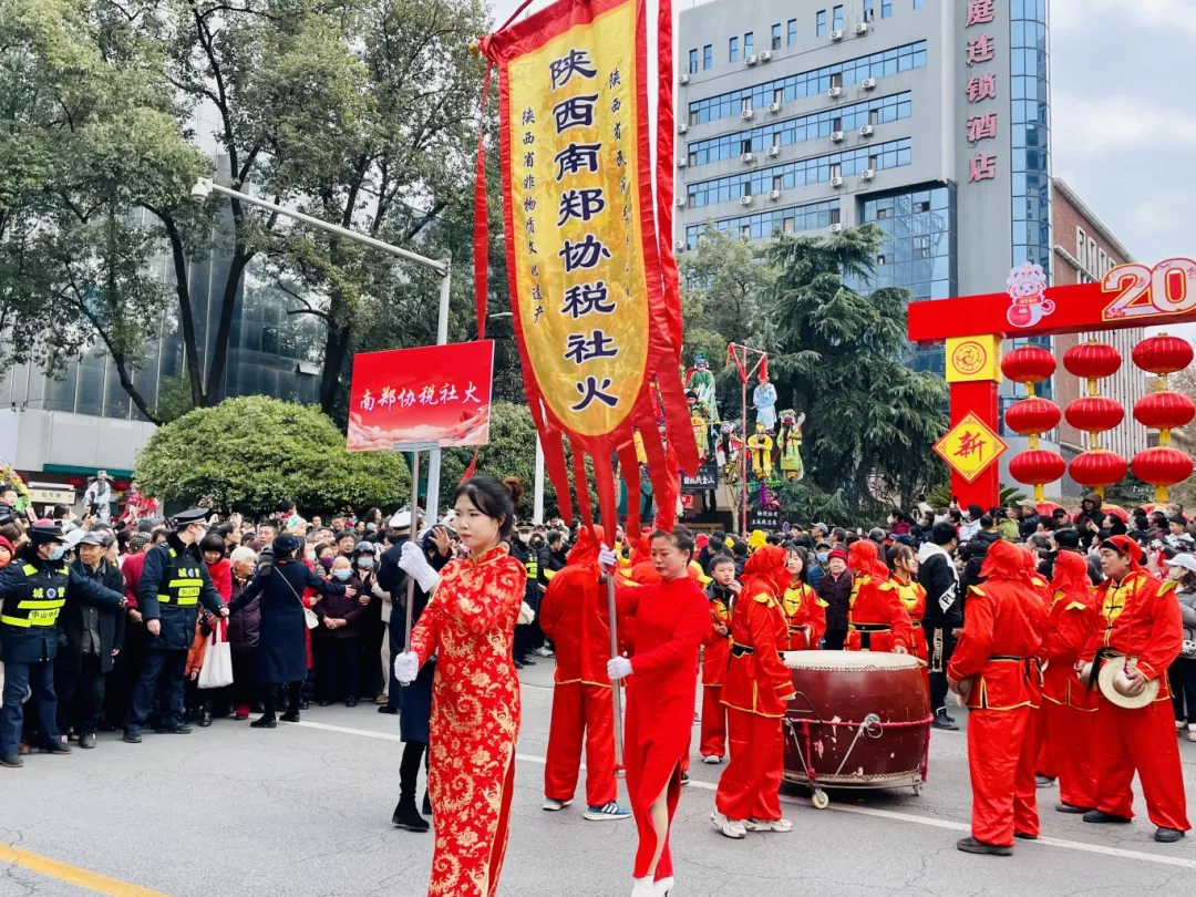 “非遺中國年·社火鬧新春”巡游活動盛大舉辦！