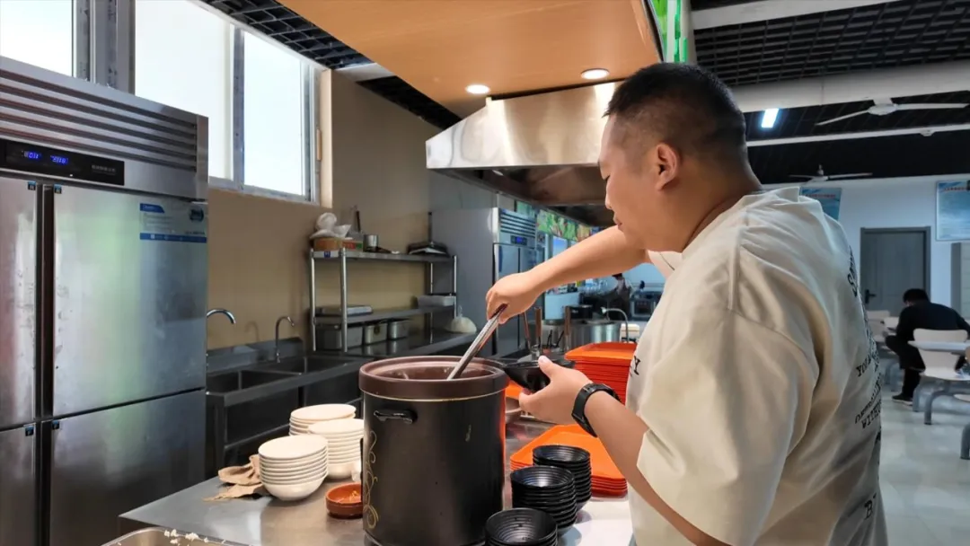 小小機關(guān)食堂 滿滿“漢中溫度”
