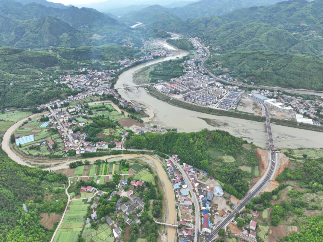 漢中陽平關(guān)嘉陵江大橋正式通車